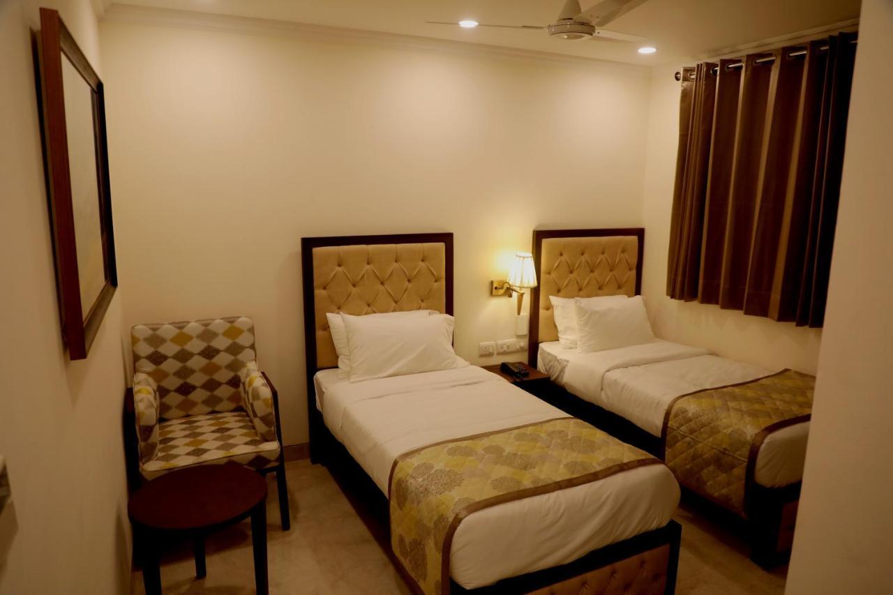 Wongdhen House Hotel New Delhi Exterior photo